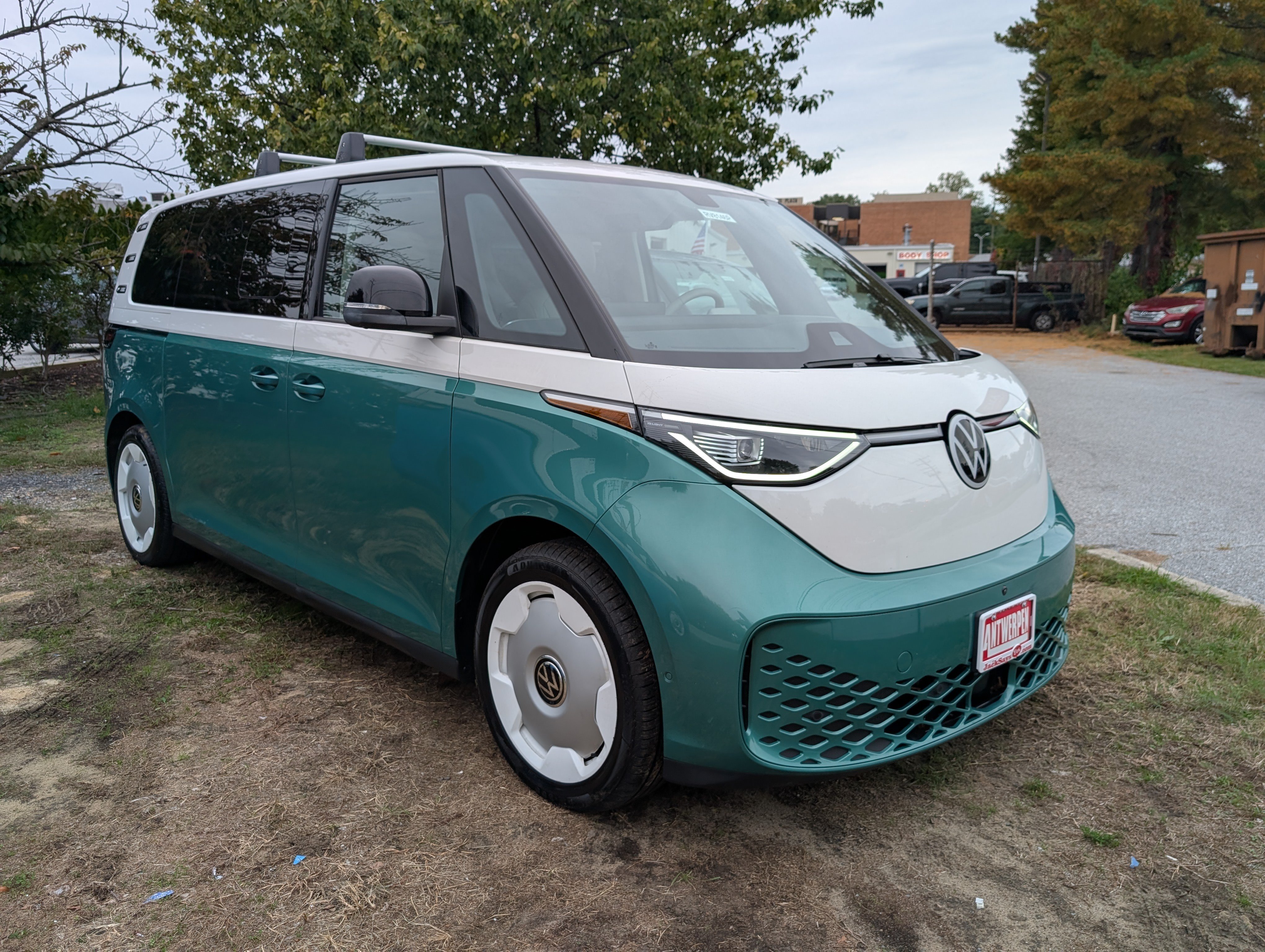 Used 2025 Volkswagen ID. Buzz 1st Edition 1st Edition 4MOTION w/Two-Tone