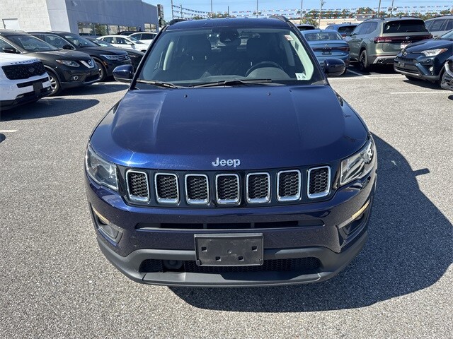 2021 Jeep Compass Latitude photo 3