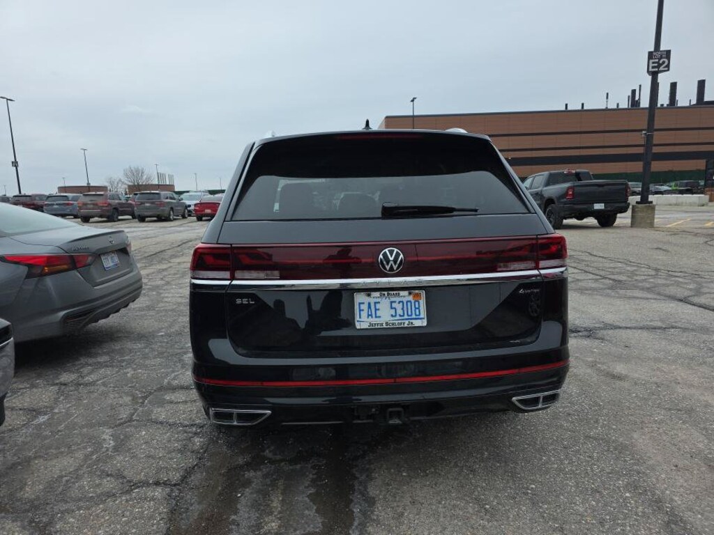 Used 2026 Volkswagen Atlas 2.0T SEL Premium R-Line 2.0T SEL Premium R-Line 4MOTION