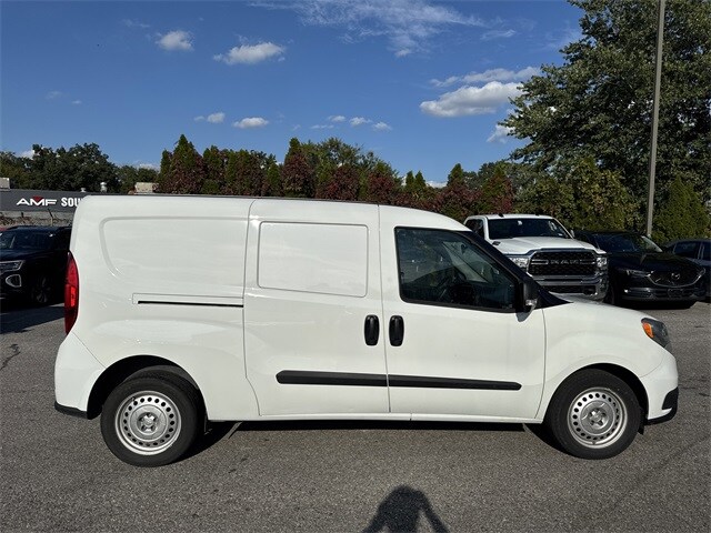 2022 Ram ProMaster City Tradesman photo 2