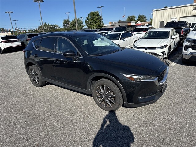 2017 Mazda CX-5 Grand Touring photo 2