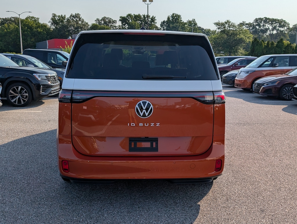 Used 2025 Volkswagen ID. Buzz 1st Edition 1st Edition RWD w/Two-Tone
