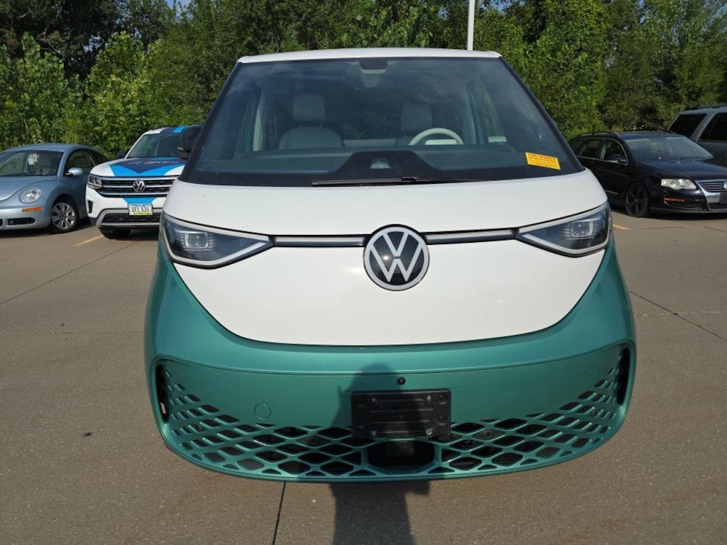 Used 2025 Volkswagen ID. Buzz 1st Edition 1st Edition 4MOTION w/Two-Tone