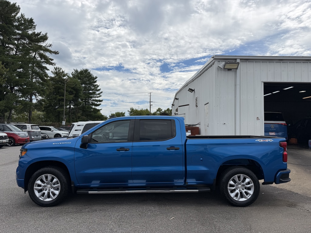 Used 2022 Chevrolet Silverado 1500 Custom 4WD Crew Cab 157 Custom