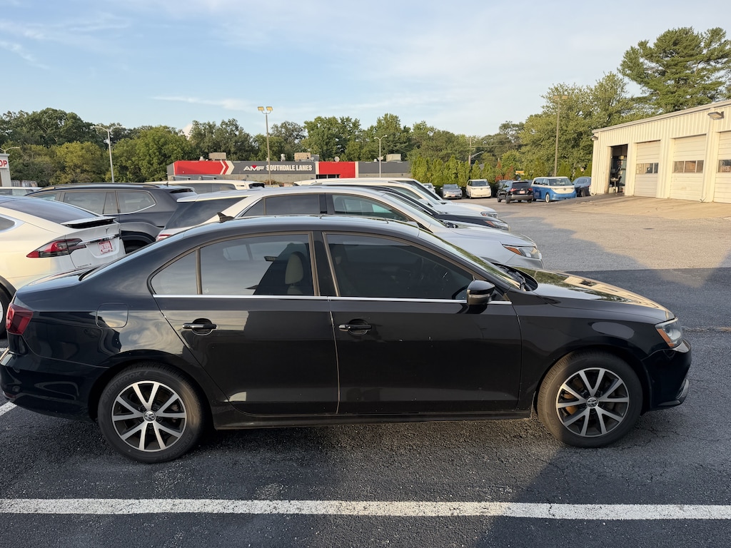 Used 2017 Volkswagen Jetta 1.4T SE 1.4T SE Manual
