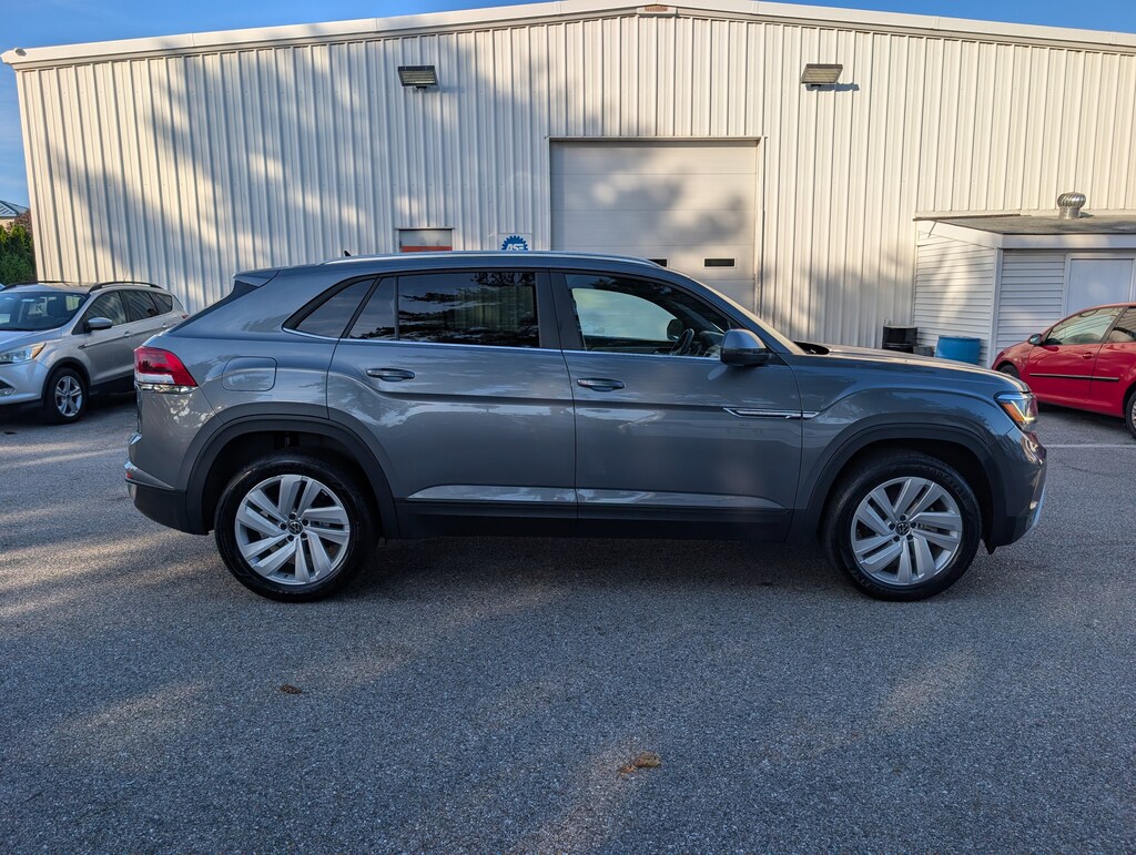 Used 2023 Volkswagen Atlas Cross Sport 3.6L V6 SE w/Technology 3.6L V6 SE w/Technology 4MOTION