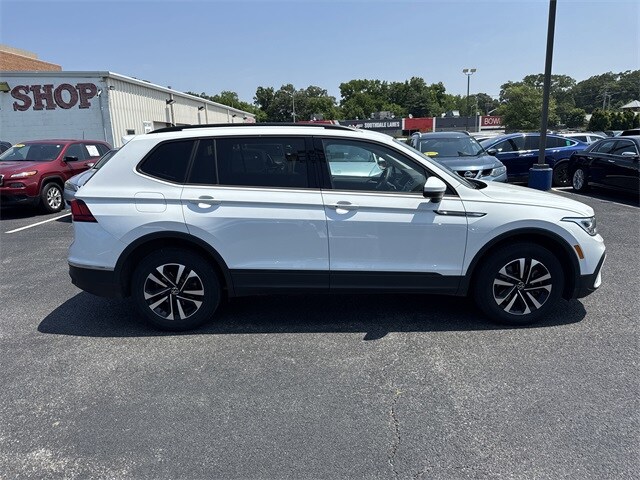 2022 Volkswagen Tiguan S photo 4