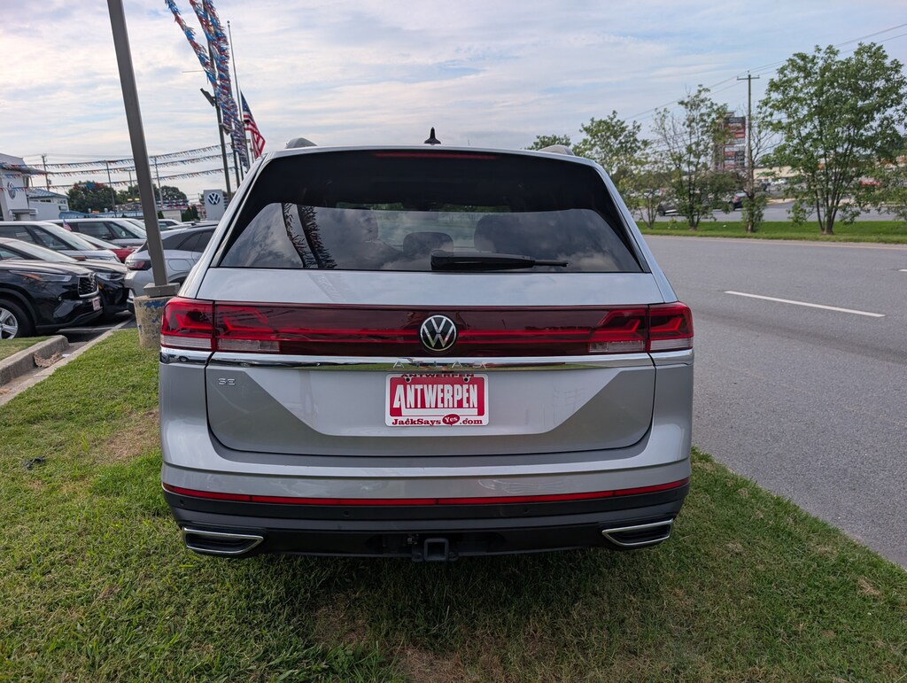 Used 2026 Volkswagen Atlas 2.0T SE w/Technology 2.0T SE w/Technology FWD