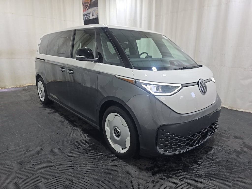 Used 2025 Volkswagen ID. Buzz 1st Edition 1st Edition 4MOTION w/Two-Tone
