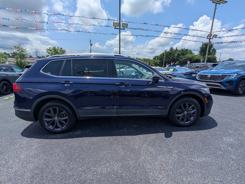 Used 2023 Volkswagen Tiguan SE 2.0T SE FWD