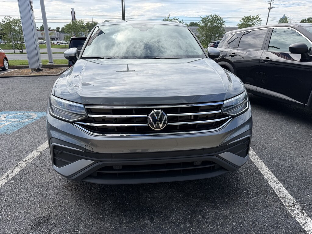 Used 2024 Volkswagen Tiguan Wolfsburg Edition 2.0T Wolfsburg Edition FWD