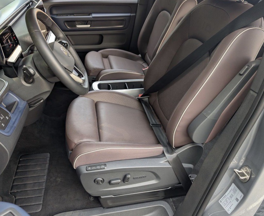 Used 2025 Volkswagen ID. Buzz Pro S Plus