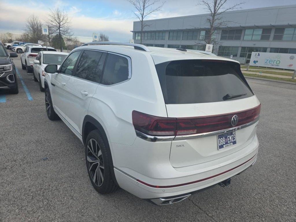 Used 2026 Volkswagen Atlas 2.0T SEL Premium R-Line 2.0T SEL Premium R-Line 4MOTION
