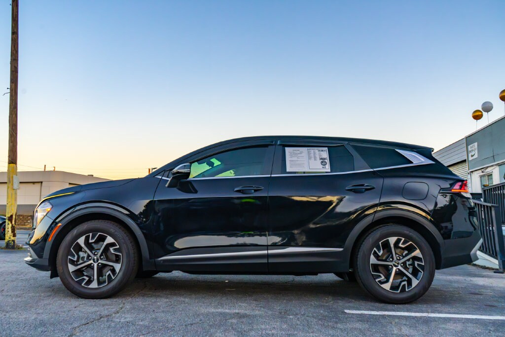 2023 Kia Sportage EX - Photo 26