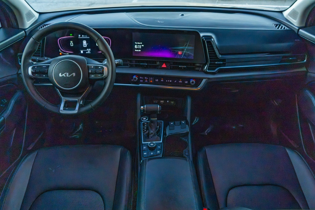 2023 Kia Sportage EX - Photo 8