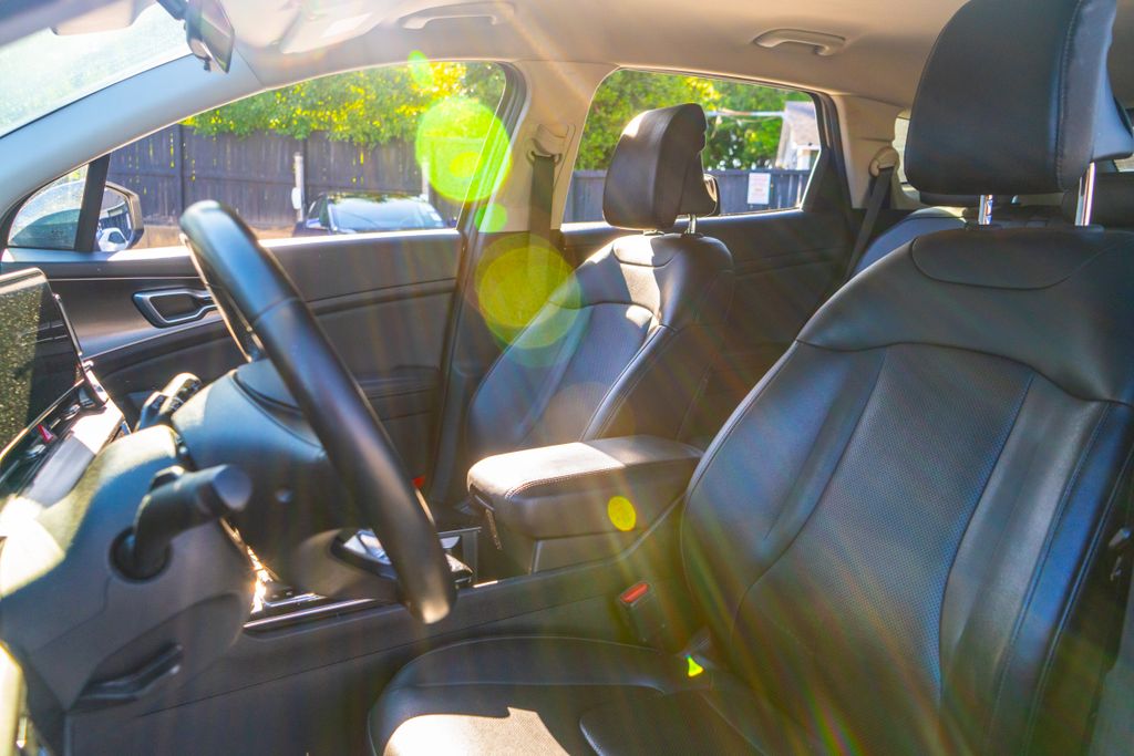2023 Kia Sportage EX - Photo 36