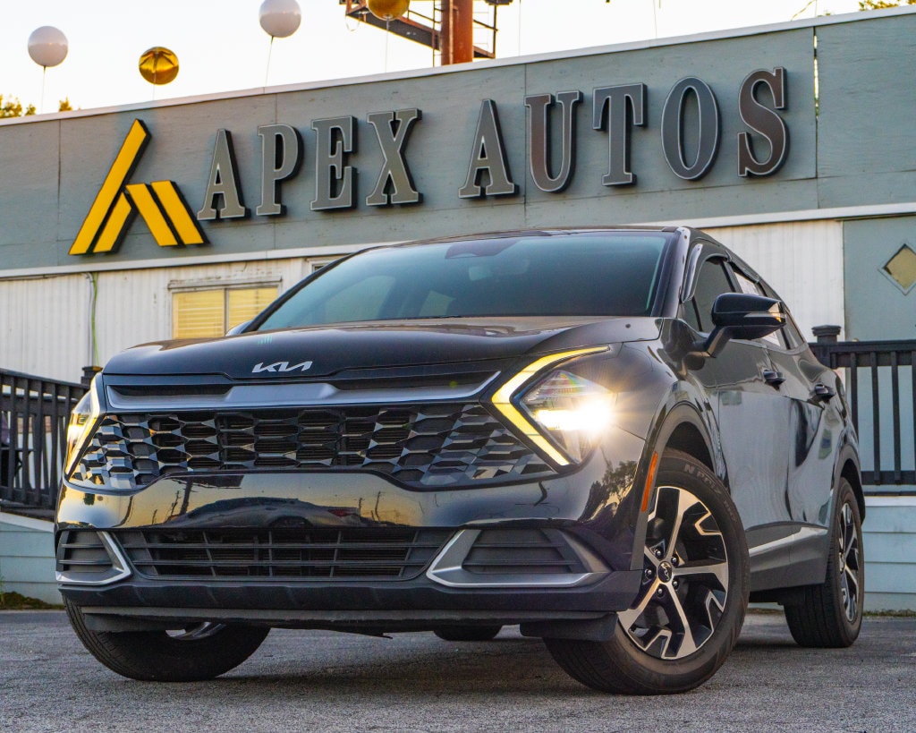 2023 Kia Sportage EX - Photo 1
