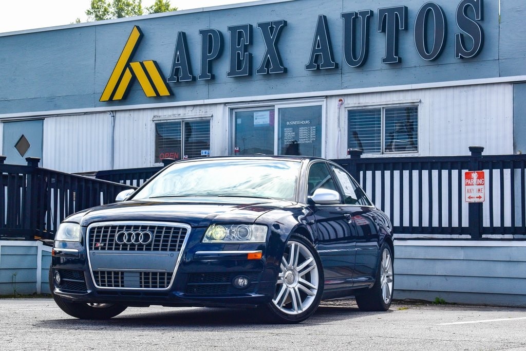 2007 Audi S8 Base