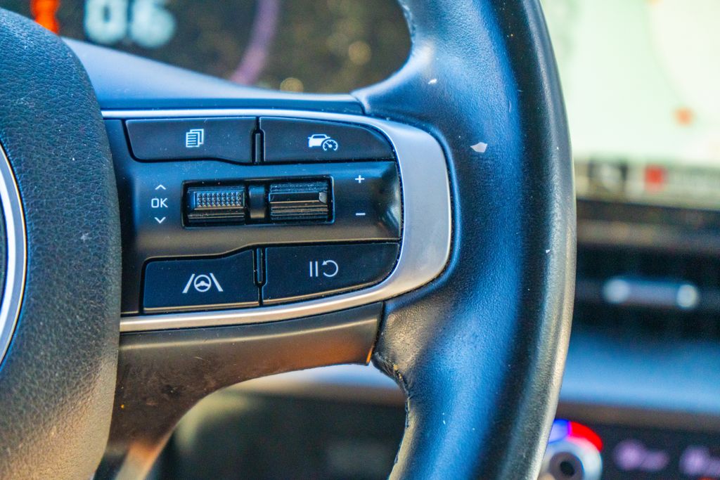 2023 Kia Sportage EX - Photo 27