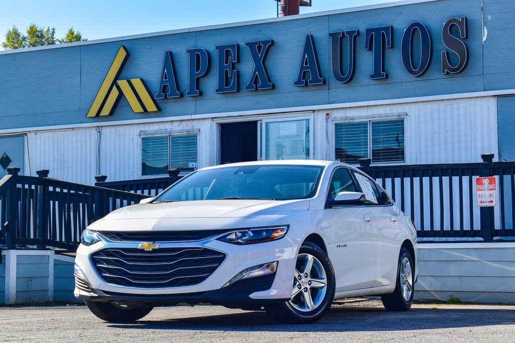 2024 Chevrolet Malibu 1LT's photo