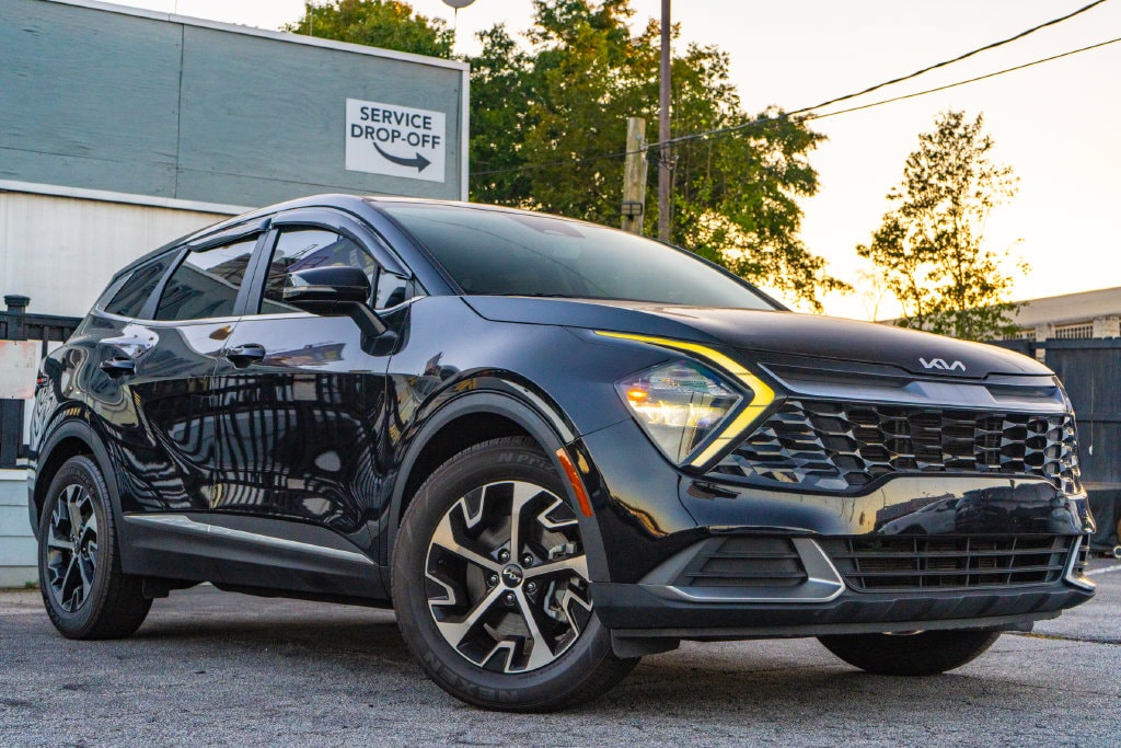 2023 Kia Sportage EX - Photo 3