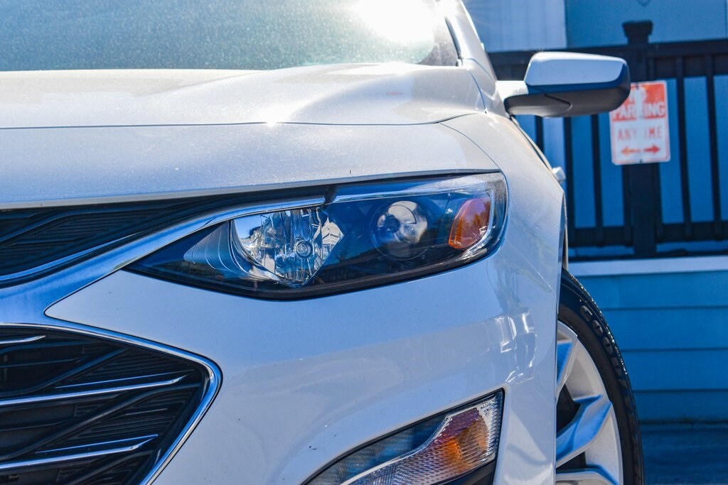 2024 Chevrolet Malibu 1LT photo 4