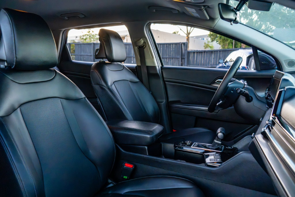 2023 Kia Sportage EX - Photo 20