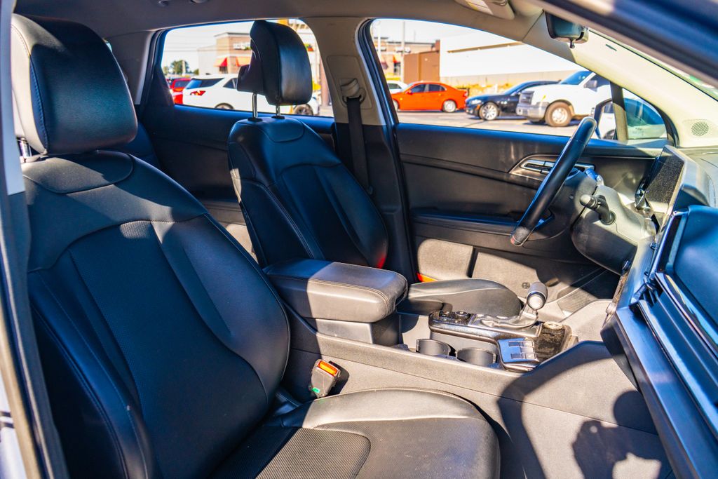 2023 Kia Sportage EX - Photo 44