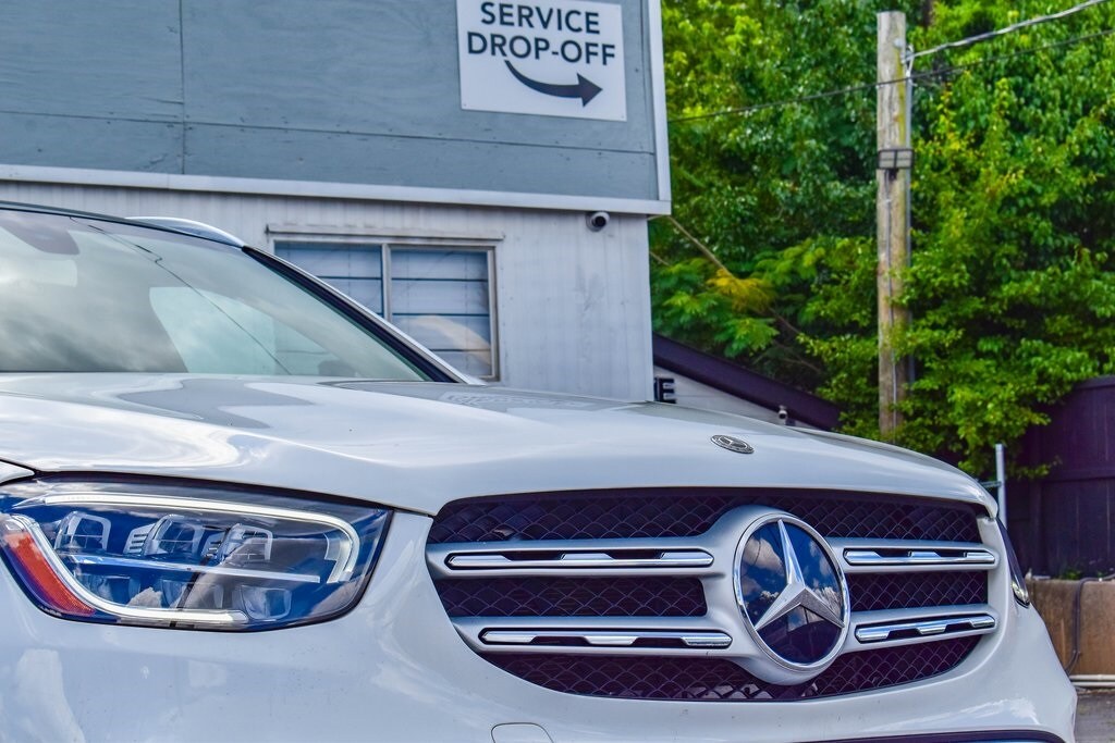 2020 Mercedes Benz GLC 300 photo 4