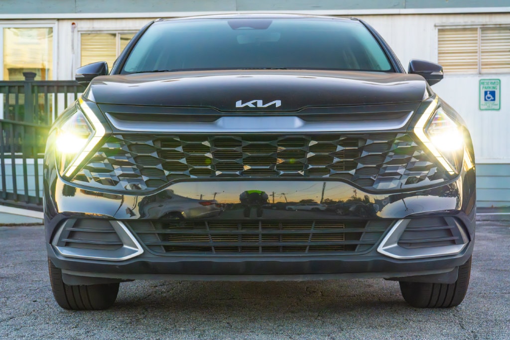 2023 Kia Sportage EX - Photo 23