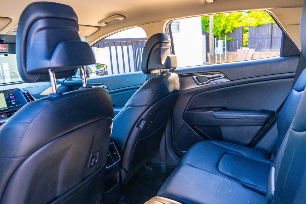 2023 Kia Sportage EX - Photo 40
