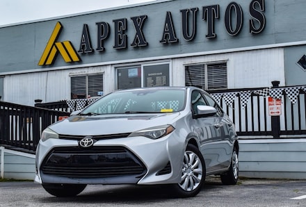 2017 Toyota Corolla LE Sedan