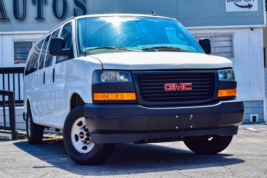 2023 Gmc Savana 3500 LS photo 4