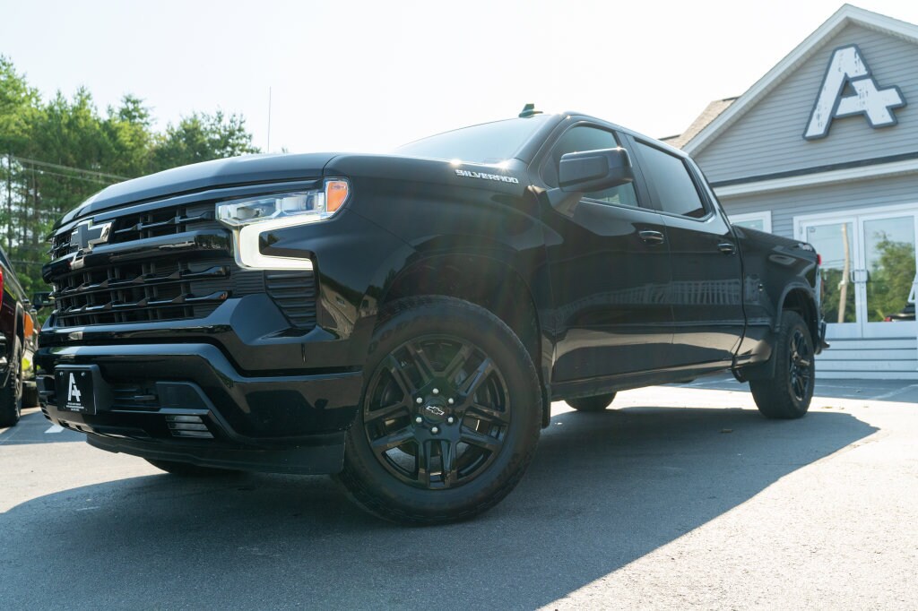 Used 2025 Chevrolet Silverado 1500 RST Truck Crew Cab