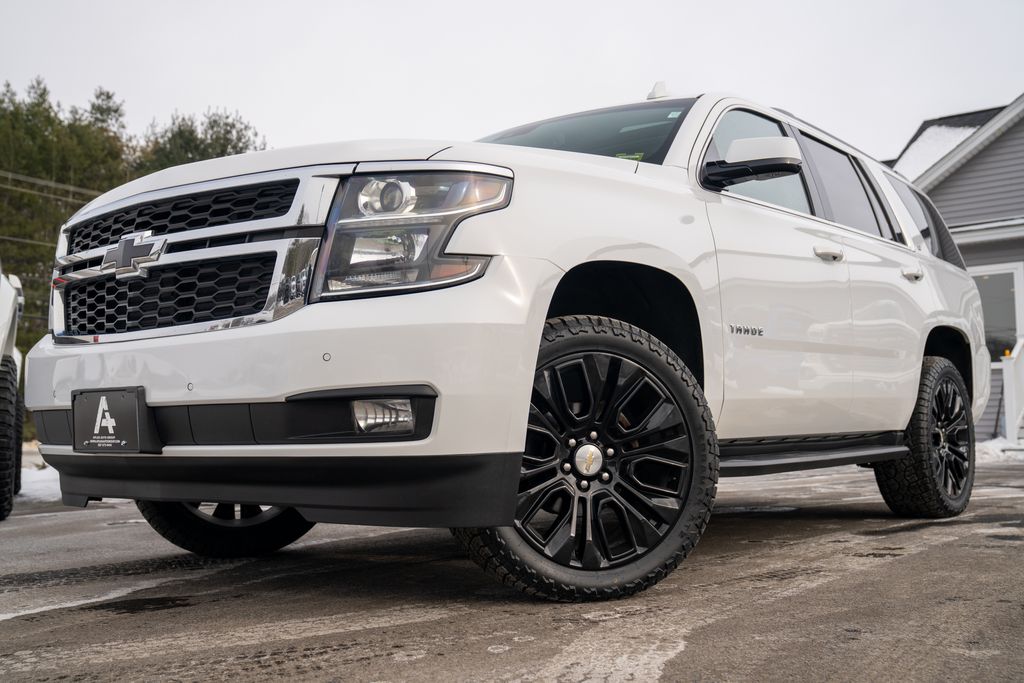 2019 Chevrolet Tahoe LT's photo