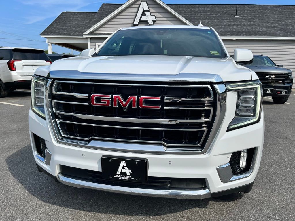 2021 Gmc Yukon SLT photo 2