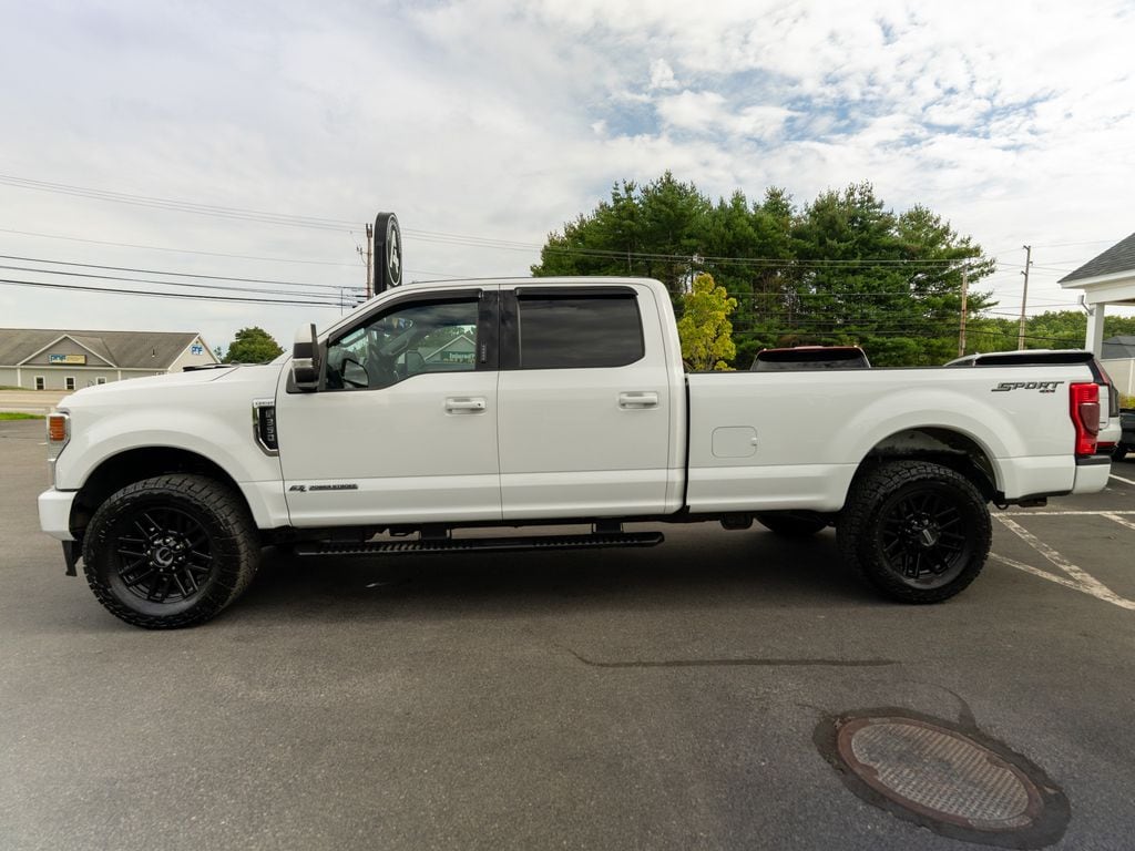 Used 2022 Ford F-350 Lariat Truck Crew Cab
