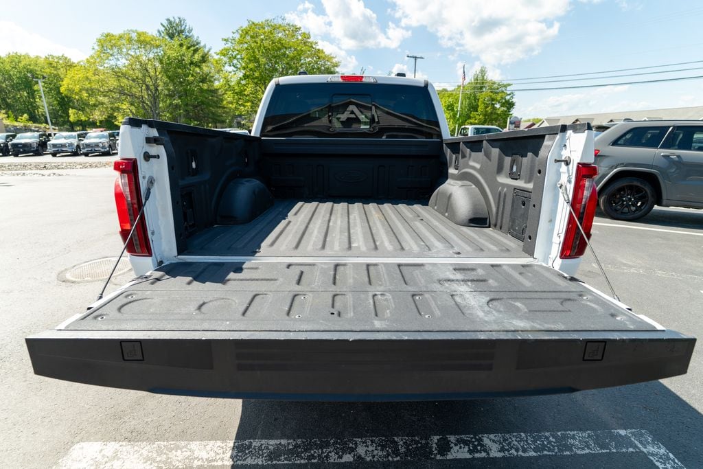 2024 Ford F-150 XLT - Photo 6