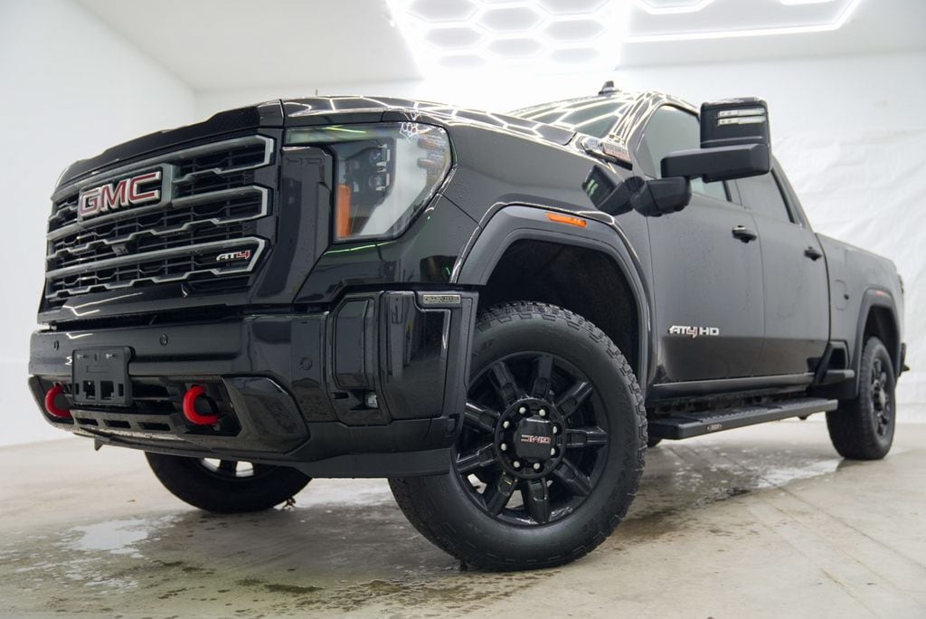 2025 GMC Sierra 2500HD AT4's photo
