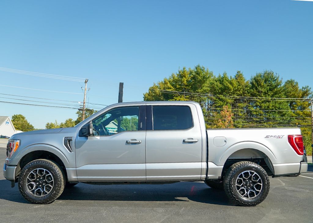 2021 Ford F-150 XLT photo 3