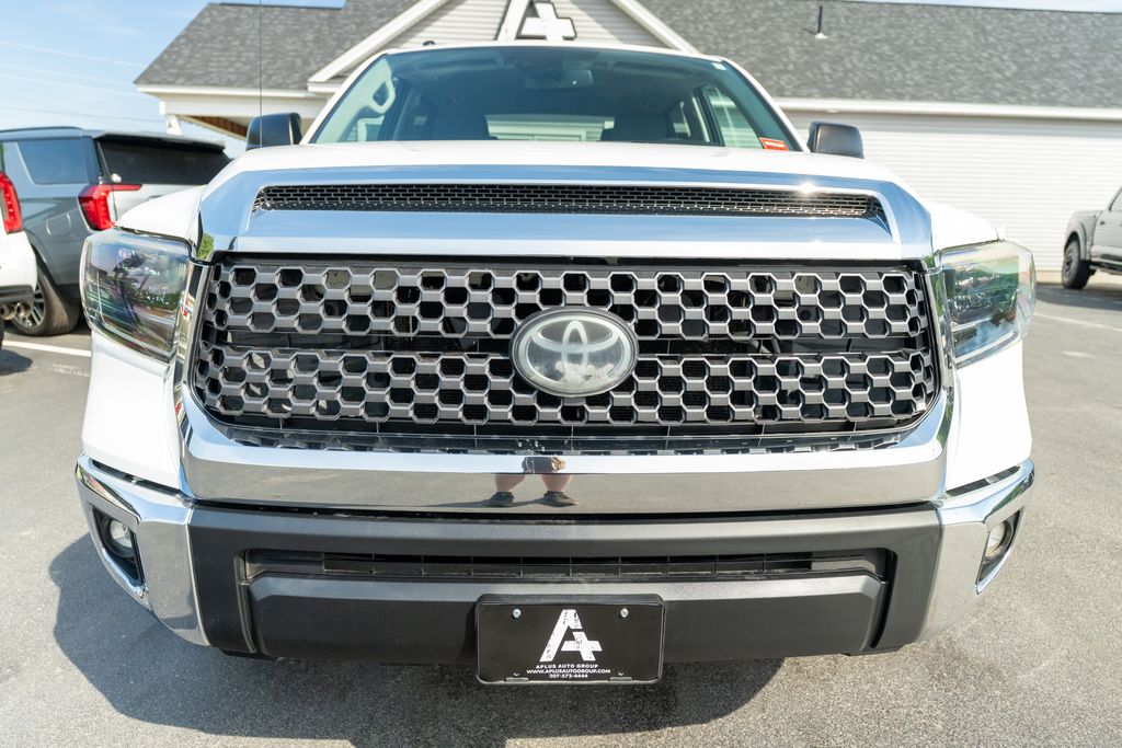 2019 Toyota Tundra SR5 - Photo 10