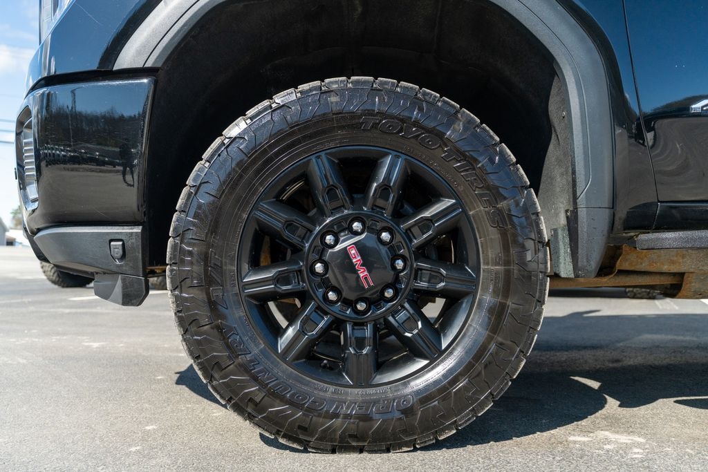 Used 2022 GMC Sierra 2500 HD AT4 Truck Crew Cab