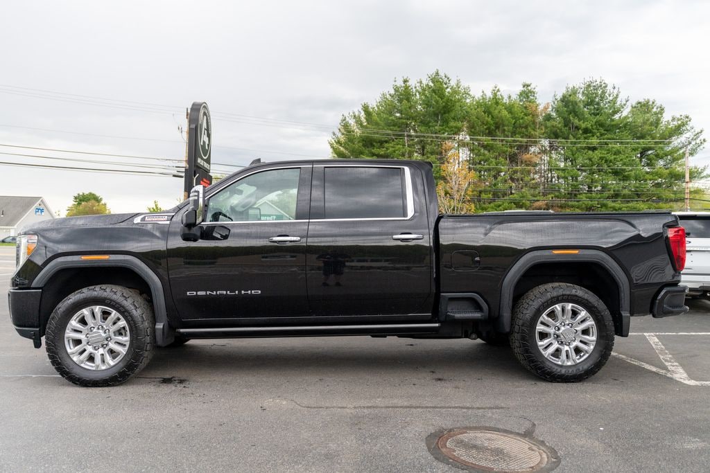 Used 2022 GMC Sierra 2500 HD Denali Truck Crew Cab