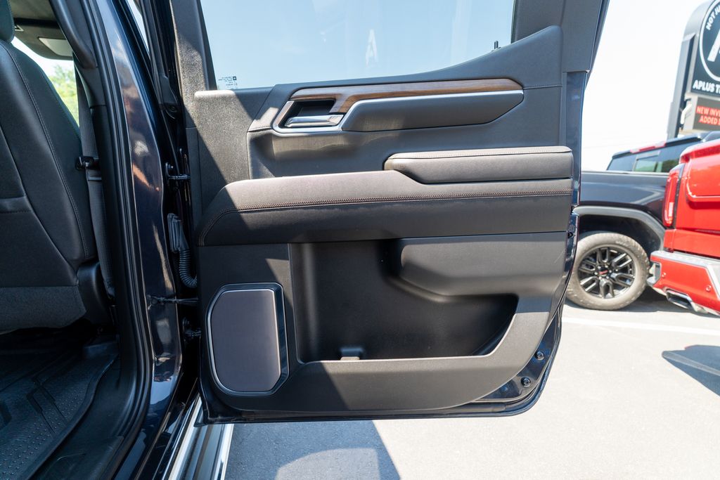 2022 Chevrolet Silverado 1500 High Country - Photo 16