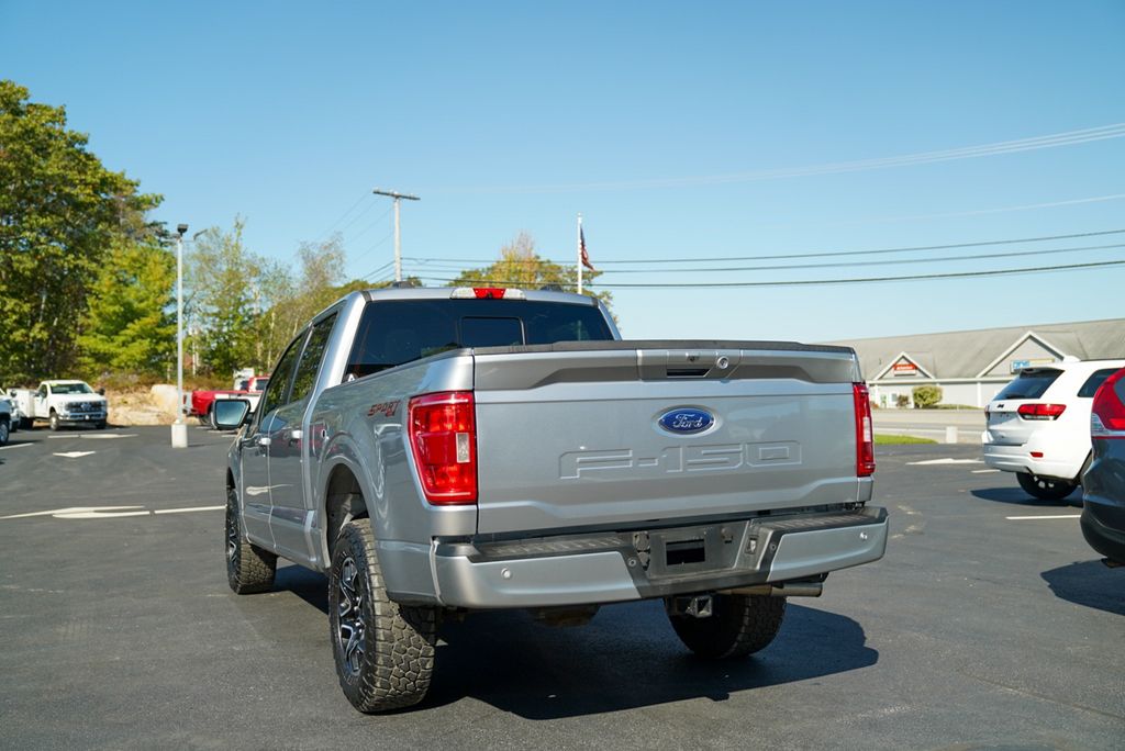 2021 Ford F-150 XLT photo 4