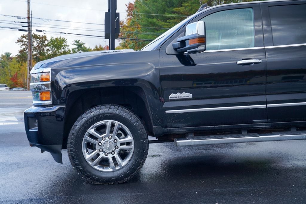 Used 2019 Chevrolet Silverado 2500HD High Country Truck Crew Cab