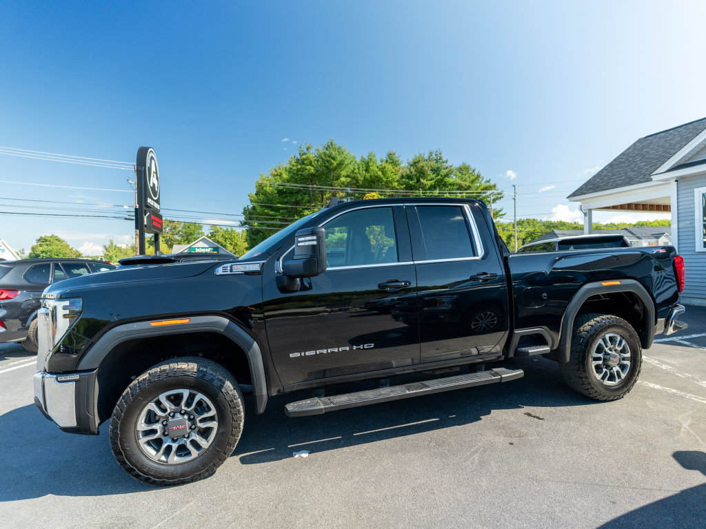 2024 GMC Sierra 2500HD SLE - Photo 3