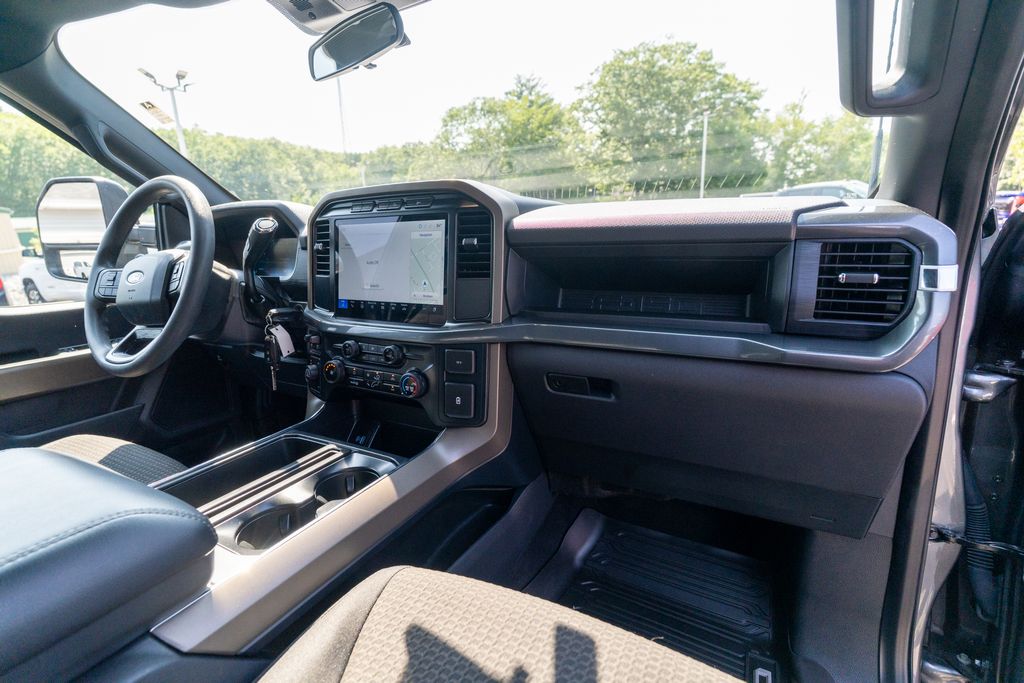 2024 Ford F-150 STX - Photo 10