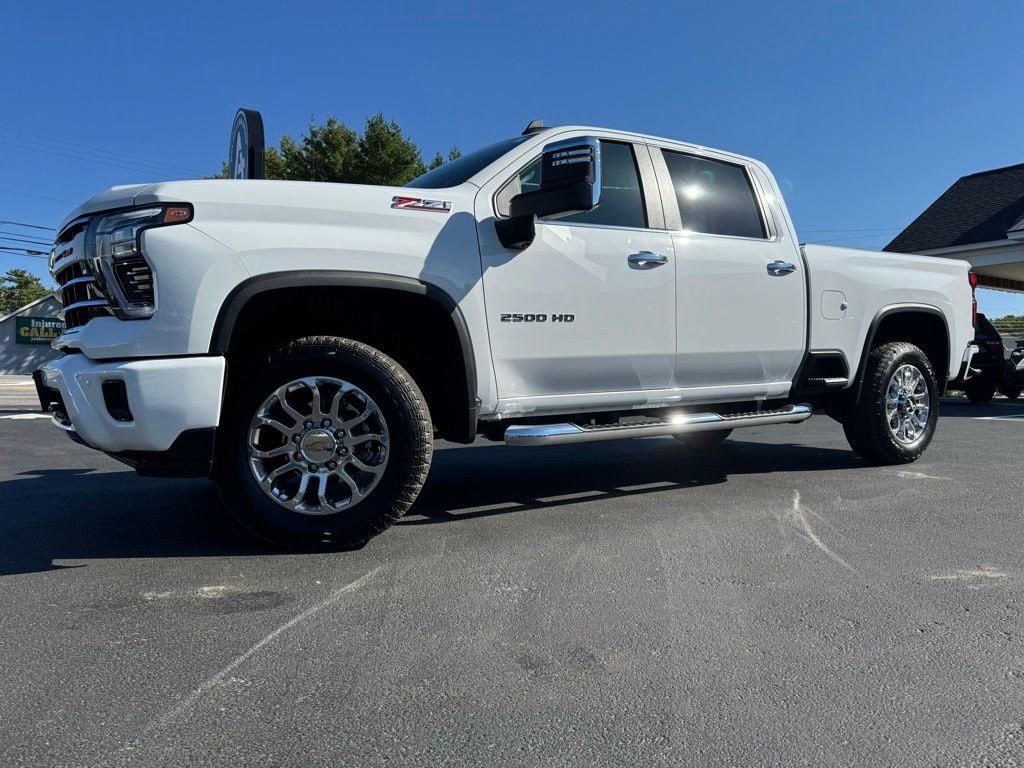 Used 2025 Chevrolet Silverado 2500 HD LT Truck Crew Cab