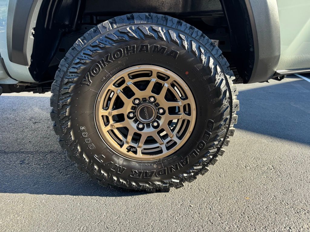 2023 Toyota Tacoma TRD Off-Road V6 photo 4